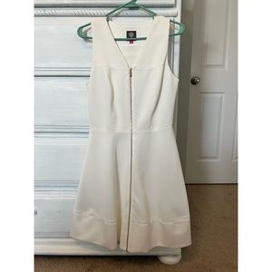 Vince Camuto White Dress, Size 8